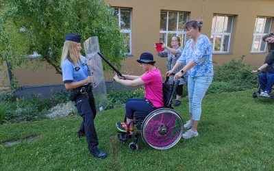 POLICEJNÍ STEZKA