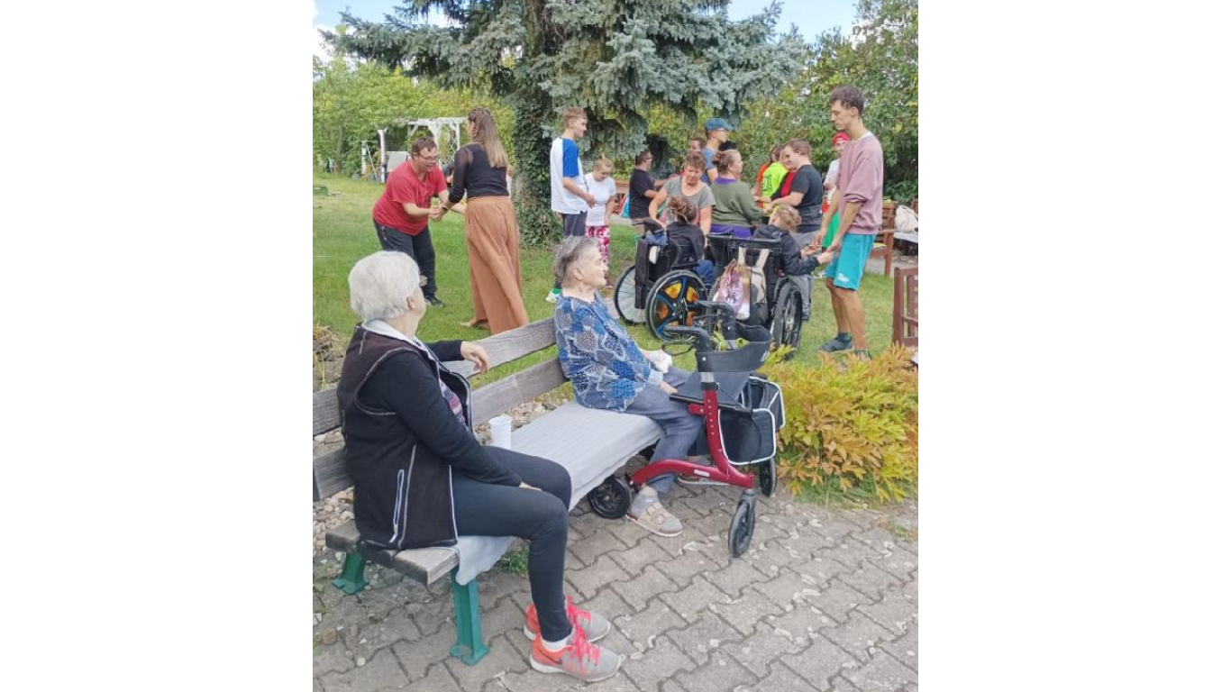 MEZIGENERAČNÍ SETKÁNÍ WEB